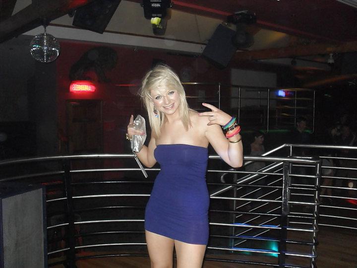 9P Hot blond teen