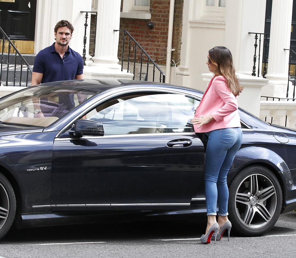 25P More Wanking to Sexy Celebs