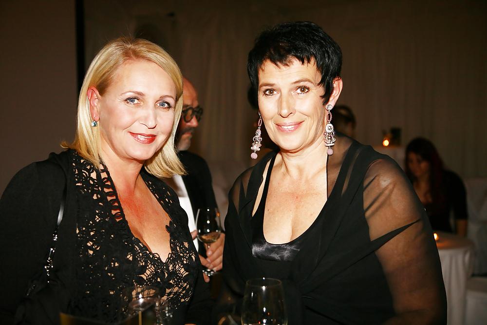 10P Mature lesbians members of my private club...