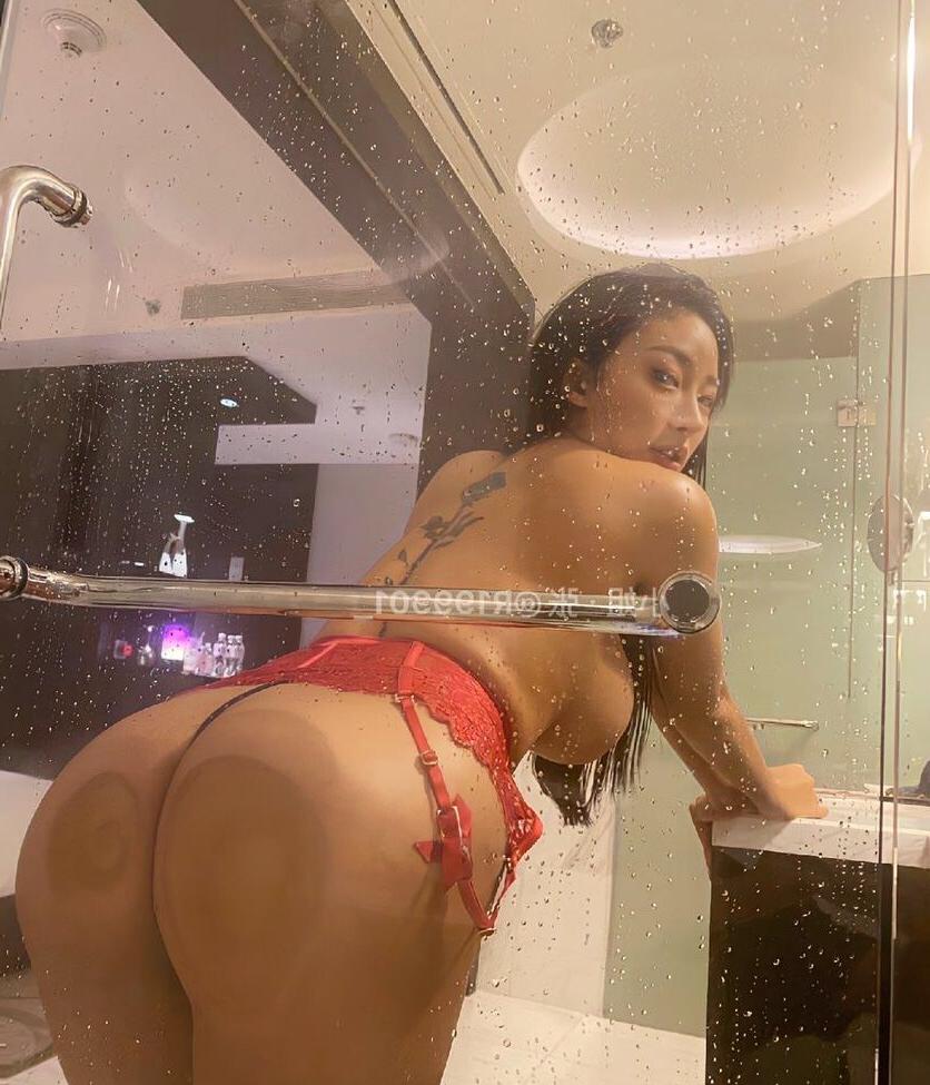 25P Bunny Zudeah nude