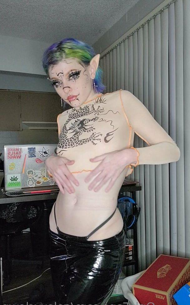 11P Galaxy Clown nude