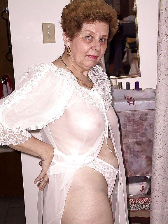 23P Hairy Moms and Grannies Next Door