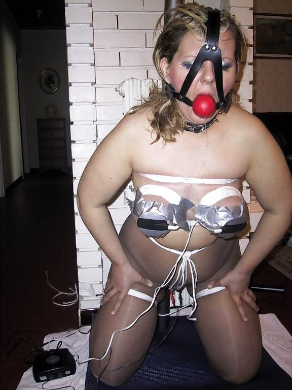 25P Busty BDSM Cougar