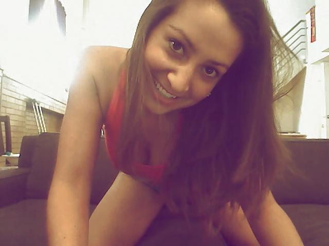 18P Webcam girl