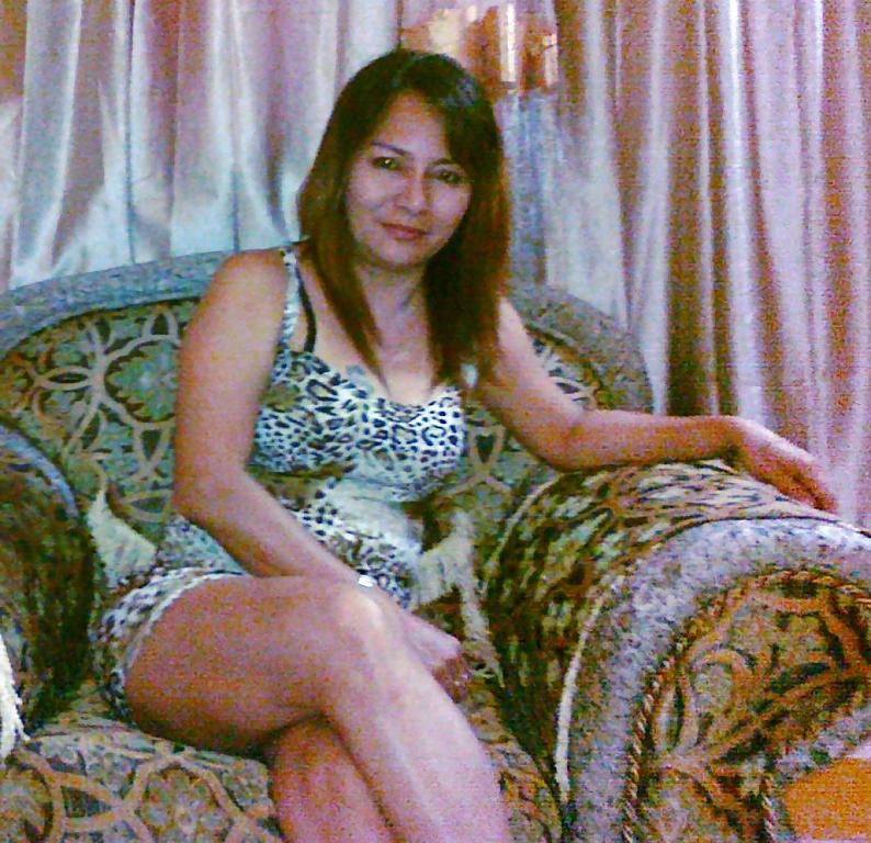 18P Tez - Horny Filipina MILF