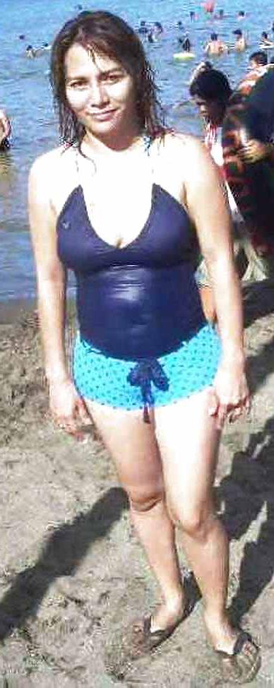 18P Tez - Horny Filipina MILF