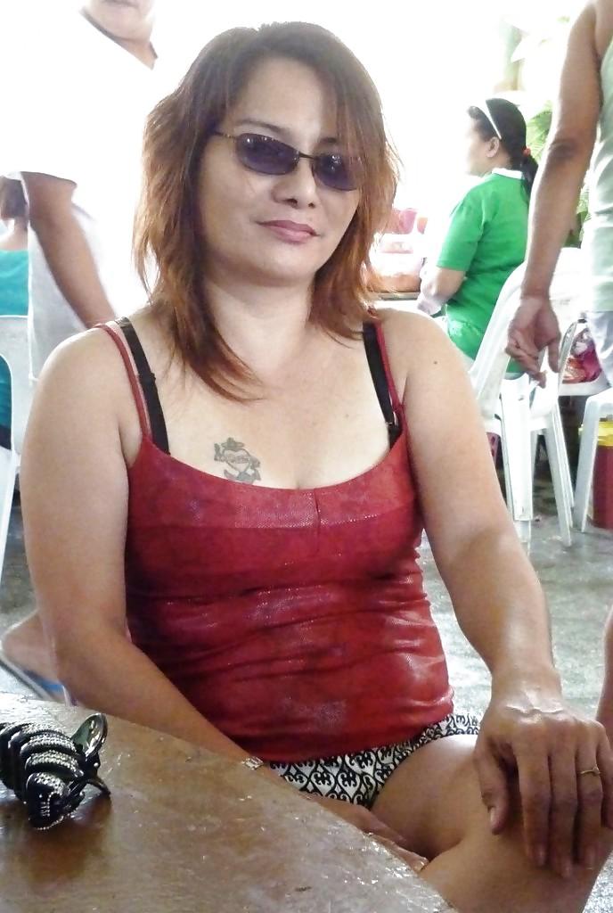 18P Tez - Horny Filipina MILF