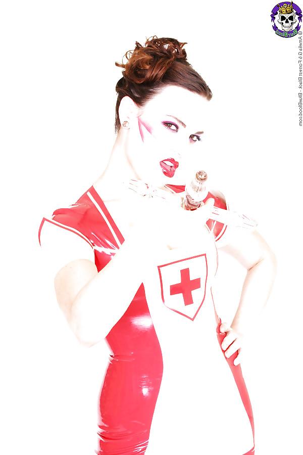 18P Rubber Nurse Dana DeArmond with Toy