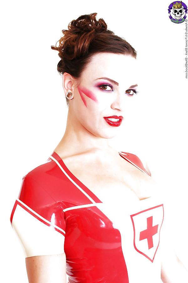 18P Rubber Nurse Dana DeArmond with Toy