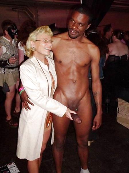 25P Interracial Moms & Wifes