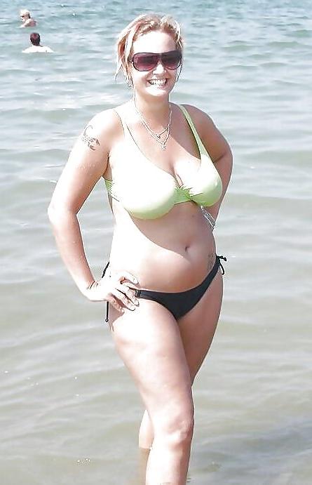 25P Swimsuits bikinis bras bbw mature dressed teen big huge 18