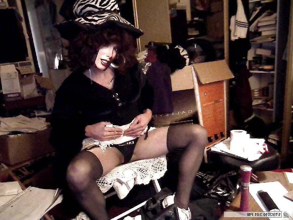 25P SEXHELEZZBO PHOTOS