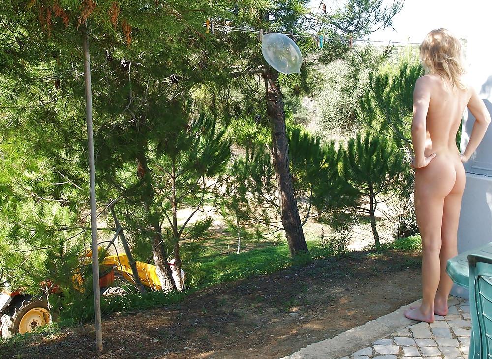 25P Nudist EXGF