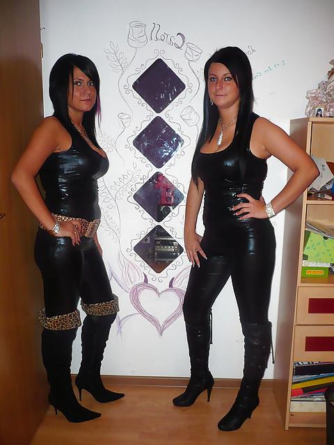 25P Leggins, Latex, Leather