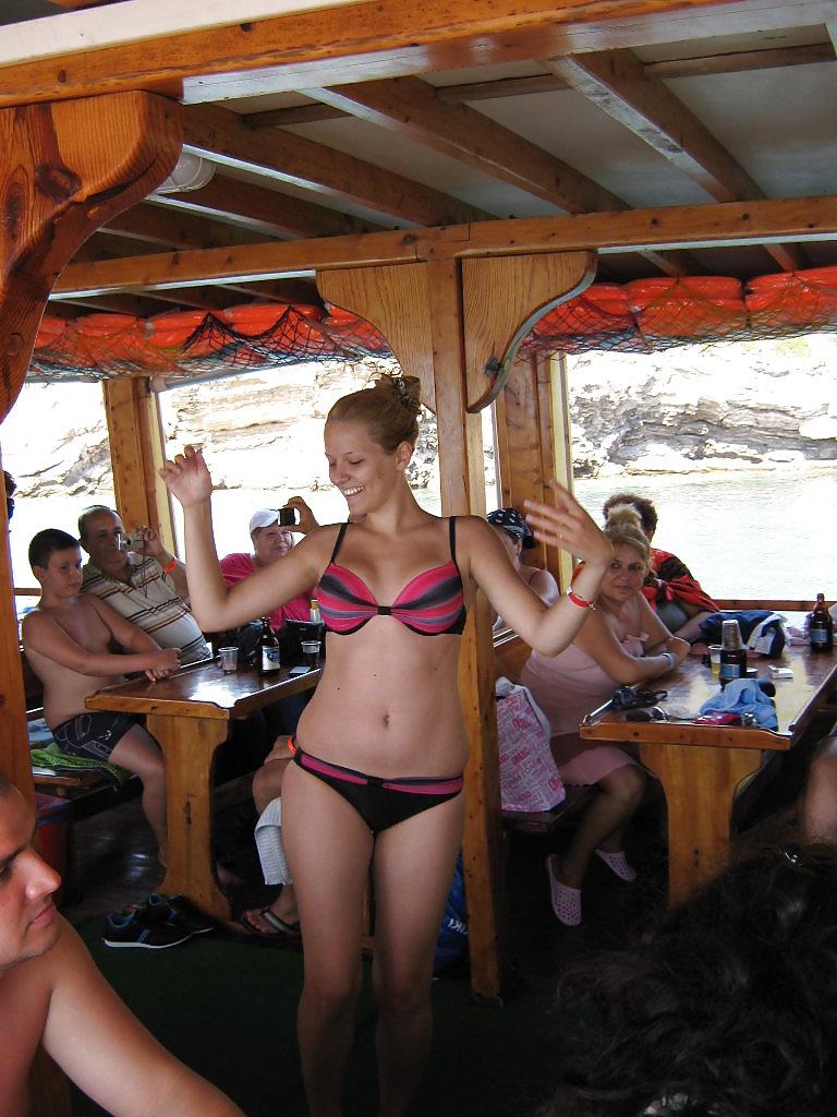 25P Bulgarian Swimwear - V