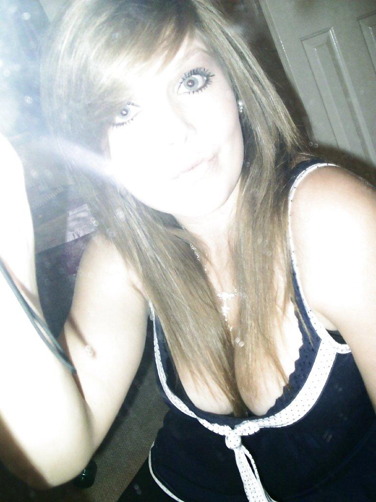 20P Comment me for webcam