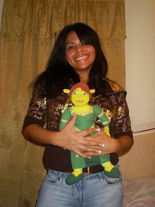15P Nice Latina Next Door Type---non nude