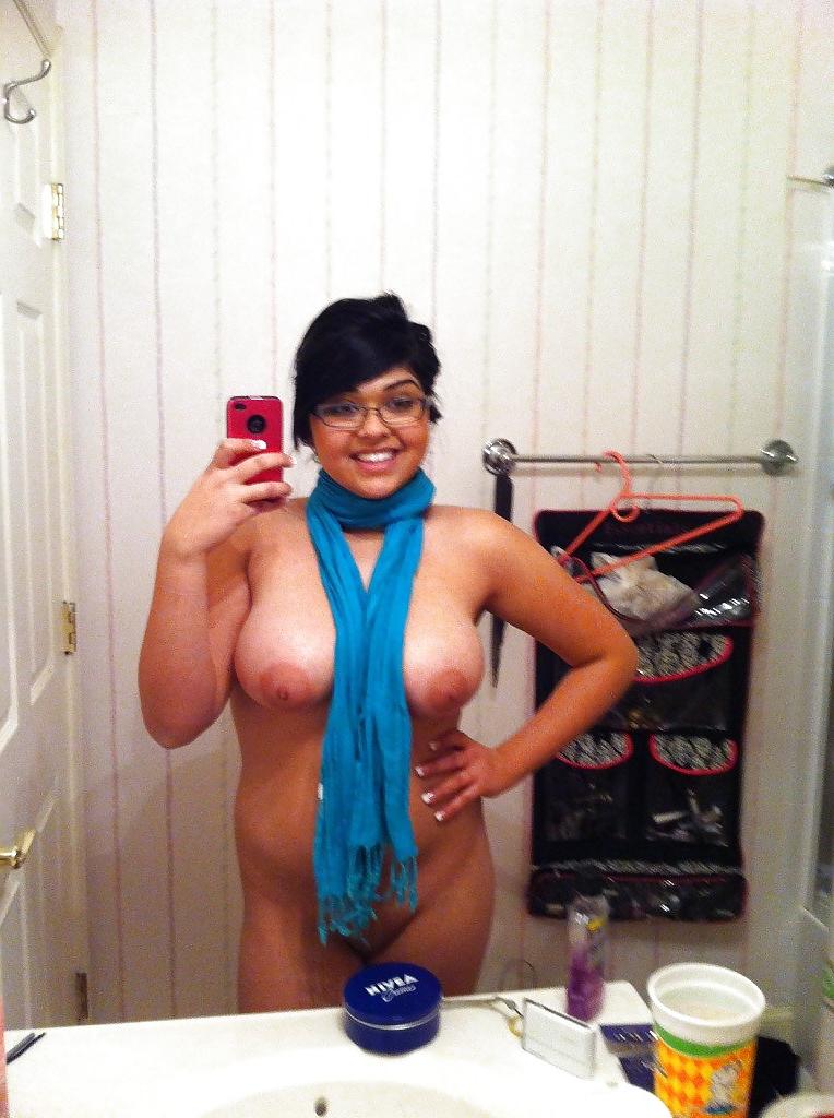 6P Cute Busty Latin Teen