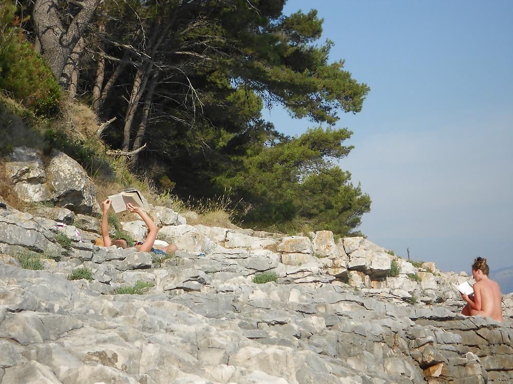 6P Nudist lady 