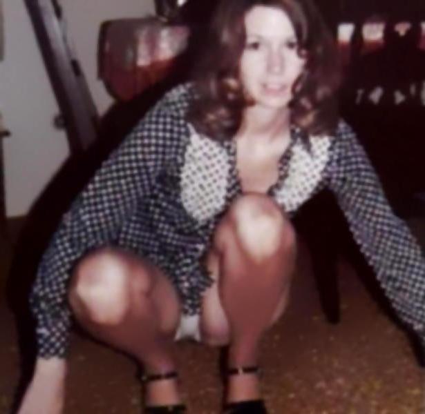 24P Old Hairy Slut Wives