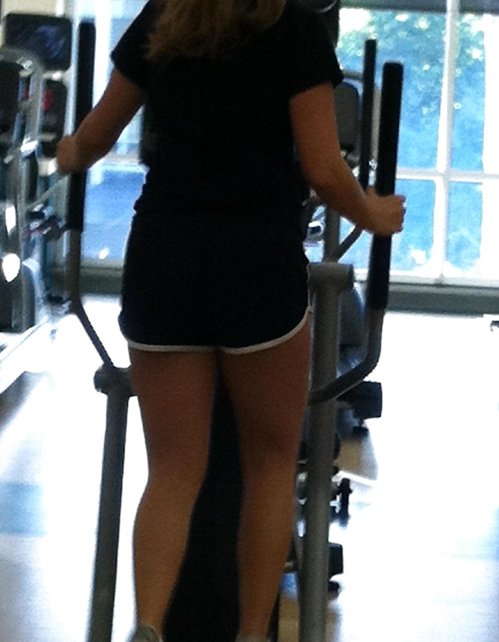 18P Gym girls