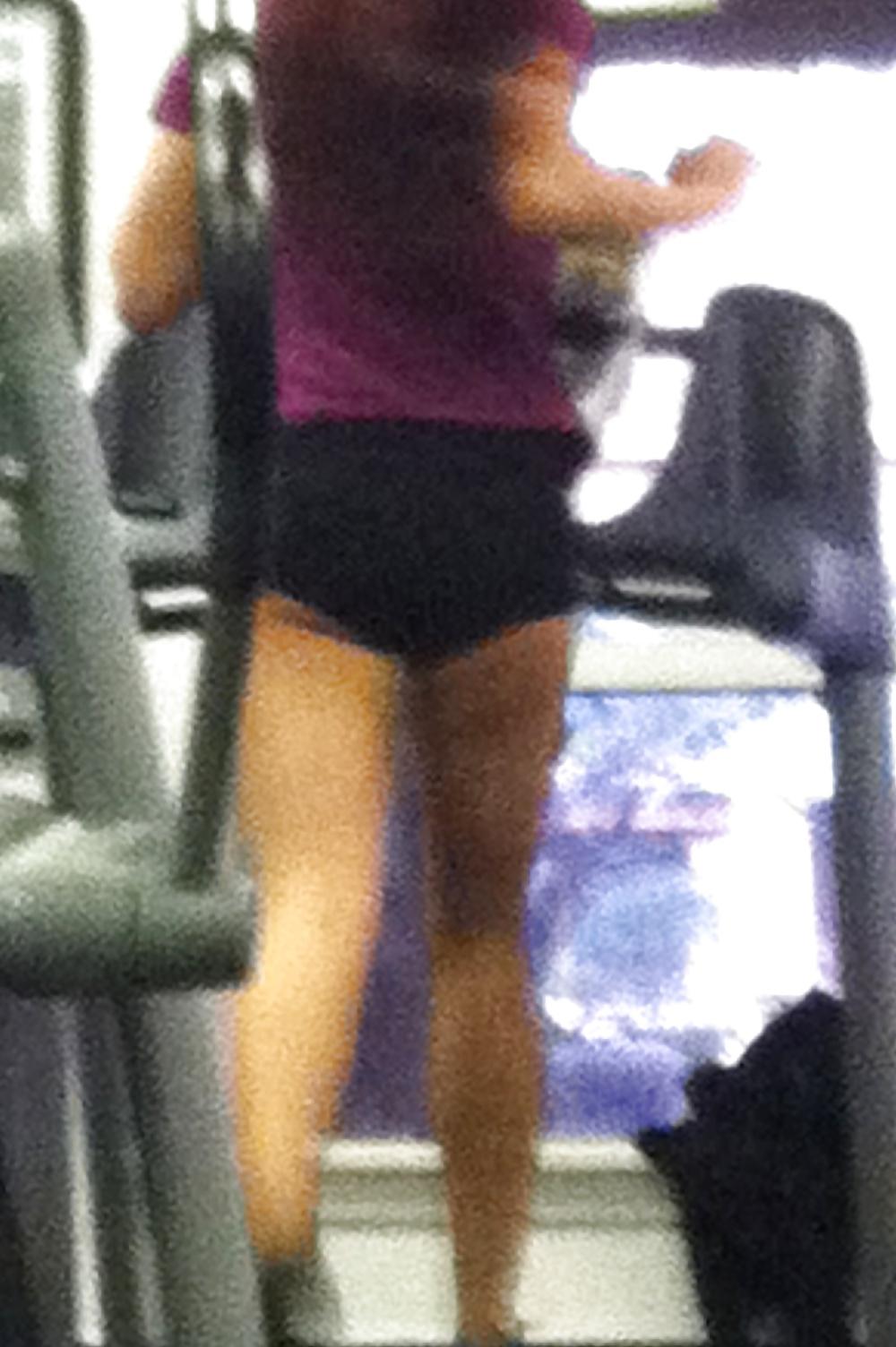 18P Gym girls