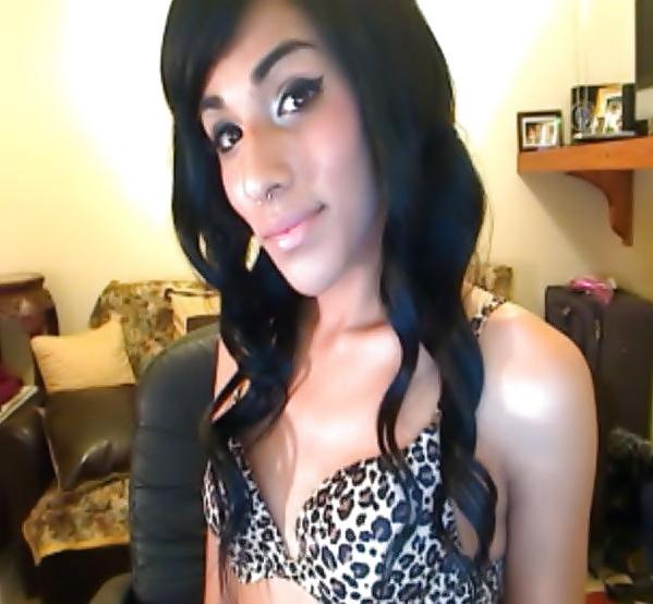 9P Rica trava pajeandose por webcam