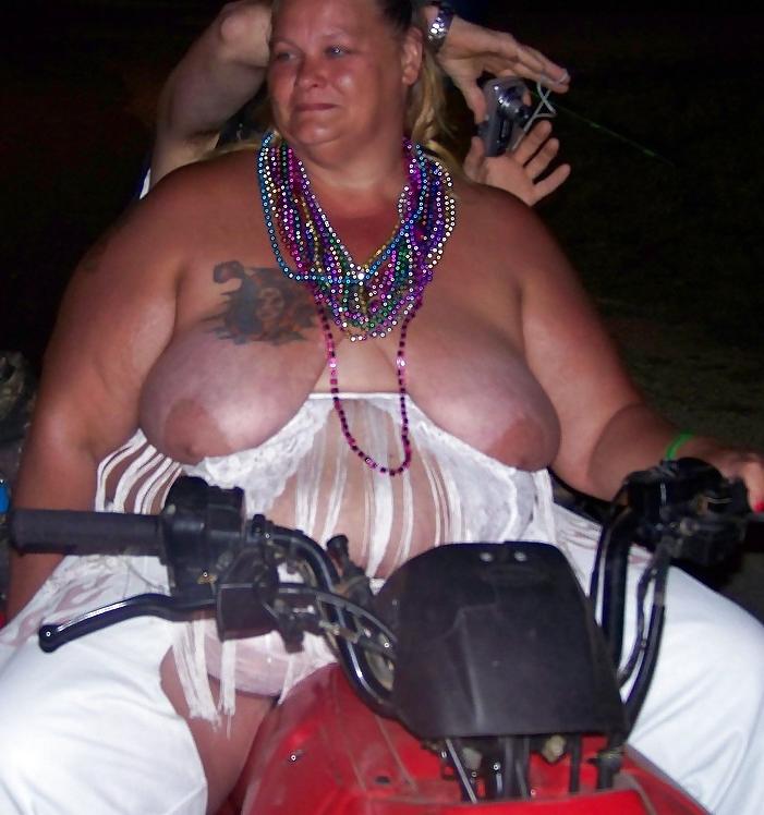 19P Saggy tits - All sizes All ages