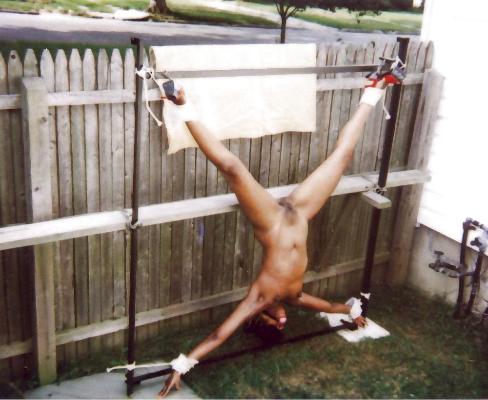 20P BDSM Ondisplay Outdoors 2