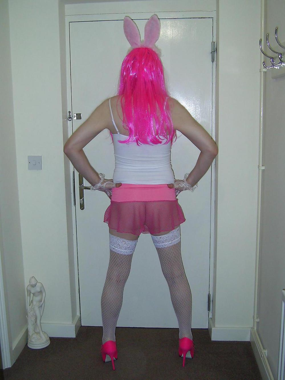 21P Suzi Sucks: Bunny Gurl, 1 of 2