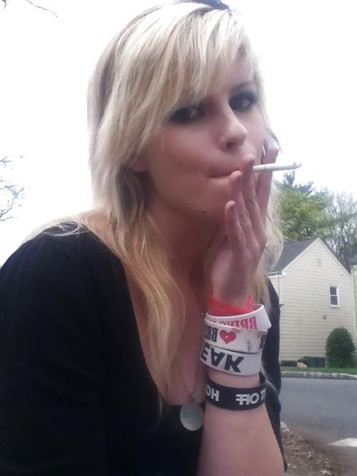 15P Wanking favourites: fuckable smokers 4