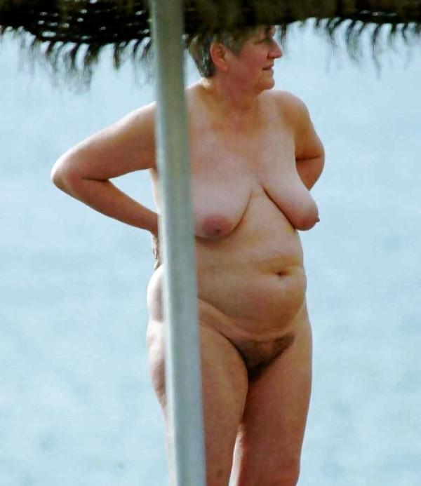 10P Oblivious 2 my wanking off!!
