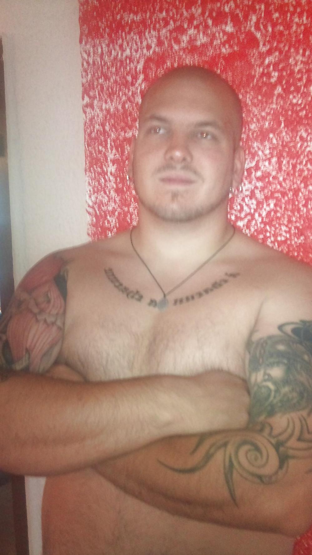 25P Neue Bilder von uns.