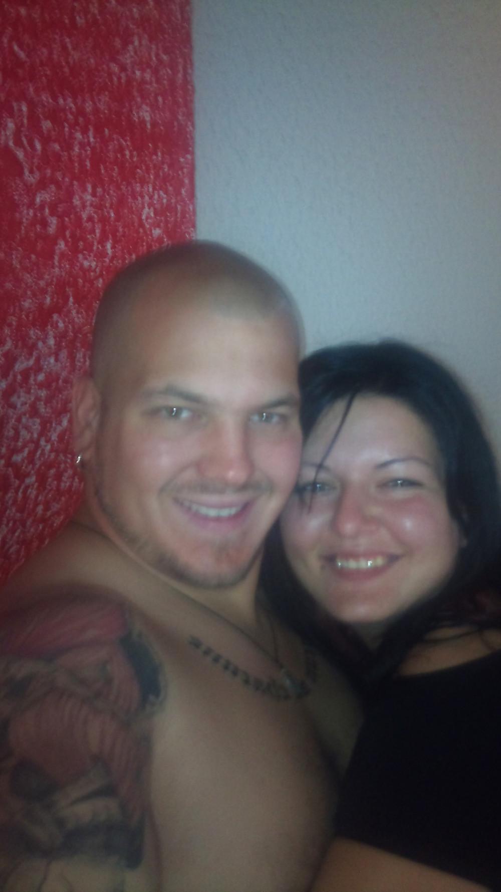 25P Neue Bilder von uns.