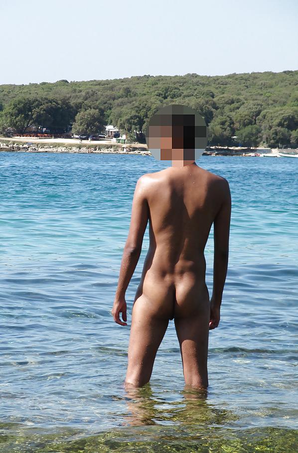 11P Croatia nudist - Kroatien FKK