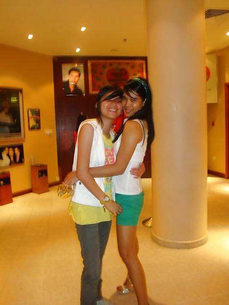 16P Lea Valdescona lesbian filipina