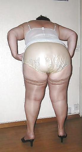 25P Big nylon babe