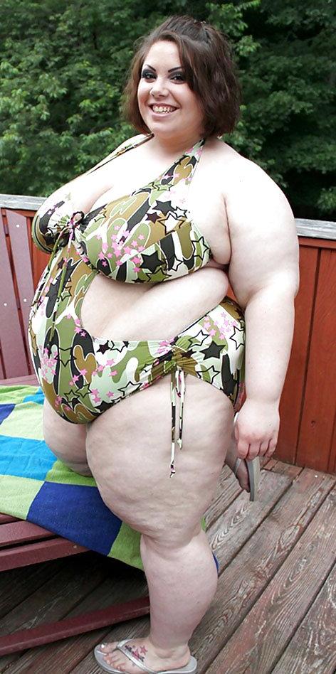 25P Swimsuits bikinis bras bbw mature dressed teen big huge - 40