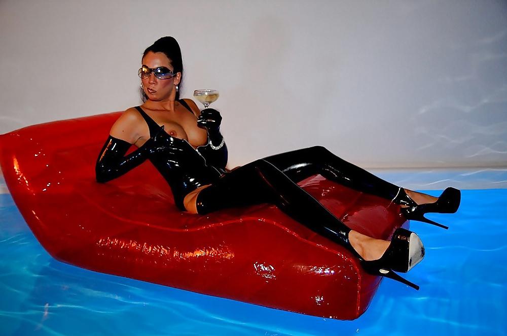12P Latex mature smoke