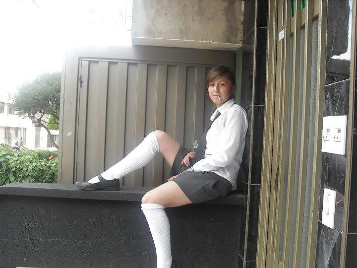 20P Schoolgirls in their uniform 2