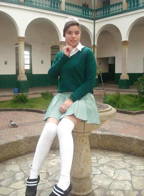 20P Schoolgirls in their uniform 2