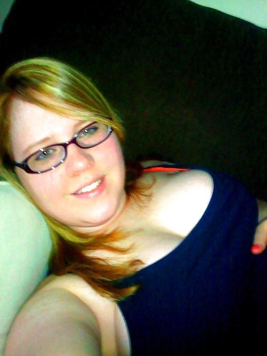 12P Plump Redhead Teen