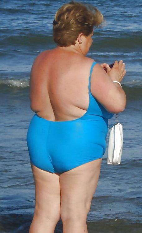 25P Swimsuits bikinis bras bbw mature dressed teen big huge - 45