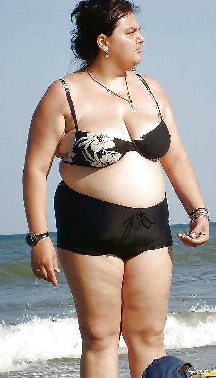 25P Swimsuits bikinis bras bbw mature dressed teen big huge - 45