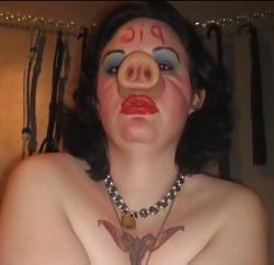 19P BDSM 02 fat pigs