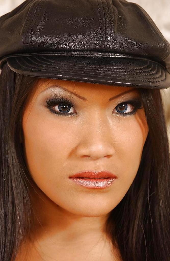 25P Christina Aguchi - Hottest Woman