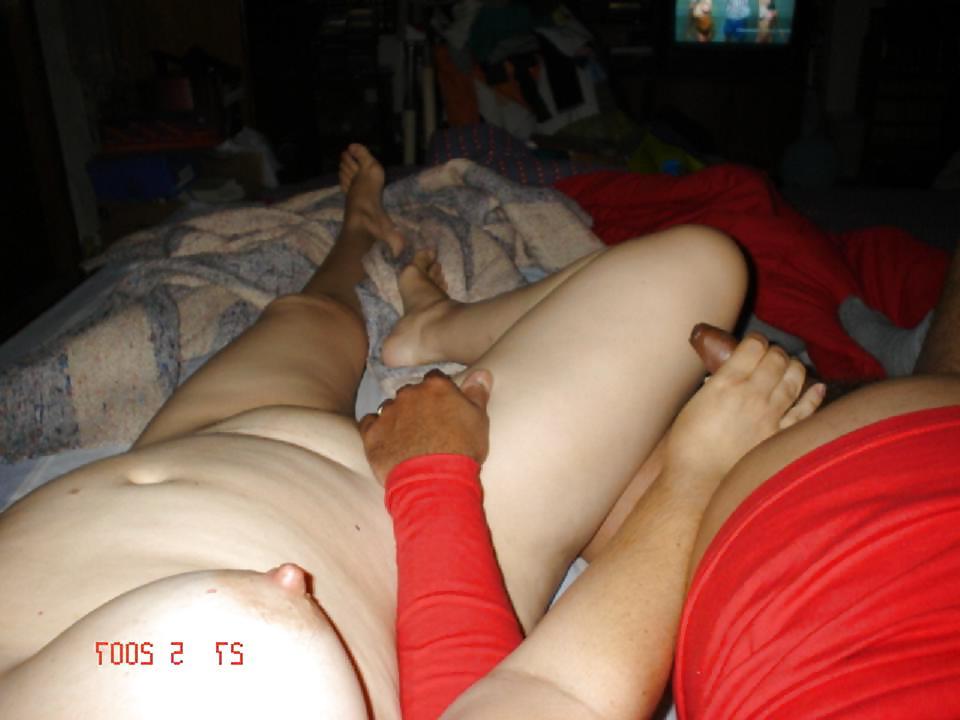 25P Watching porno 2