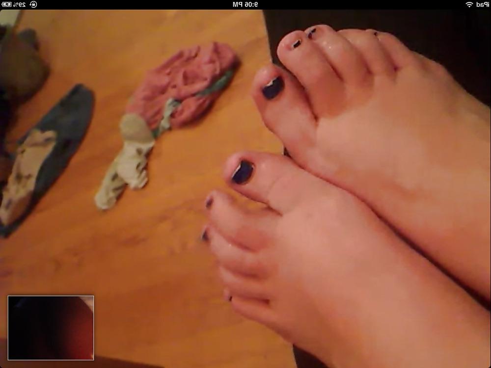 6P Webcam feet