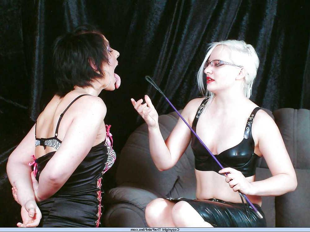 25P Lesbian BDSM