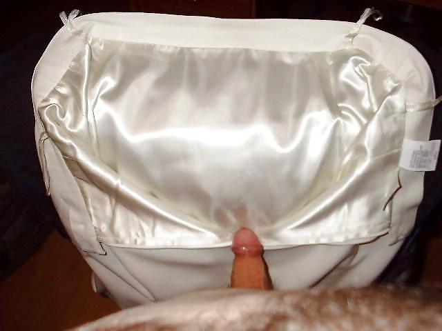 24P Withe Skirt and Satin lining